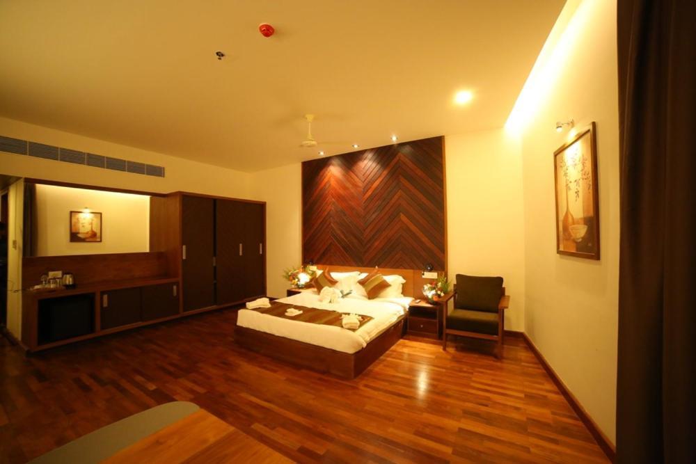 Woodies Bleisure Hotel Kozhikode Buitenkant foto