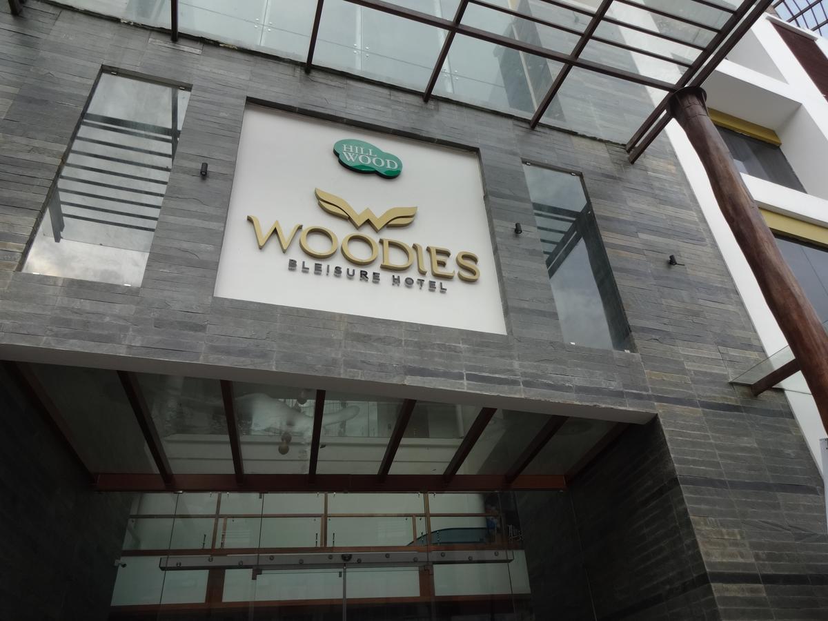 Woodies Bleisure Hotel Kozhikode Buitenkant foto